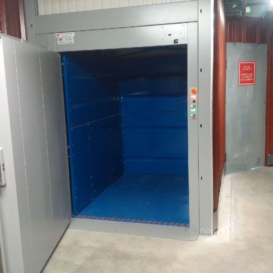  SISYPHE immobilier : Garage / Parking | PEYROLLES-EN-PROVENCE (13860) | 8 m2 | 160 € 