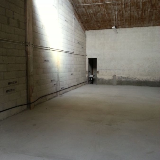  SISYPHE immobilier : Garage / Parking | MEYRARGUES (13650) | 95 m2 | 690 € 
