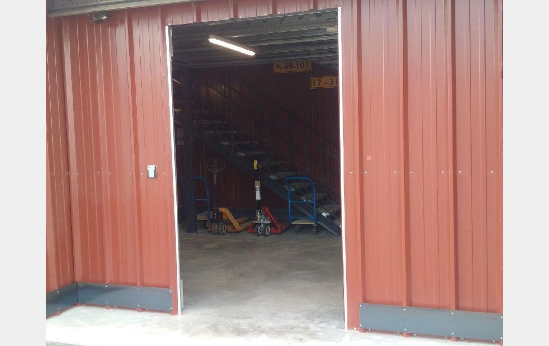 SISYPHE immobilier : Garage / Parking | PEYROLLES-EN-PROVENCE (13860) | 8 m2 | 160 € 