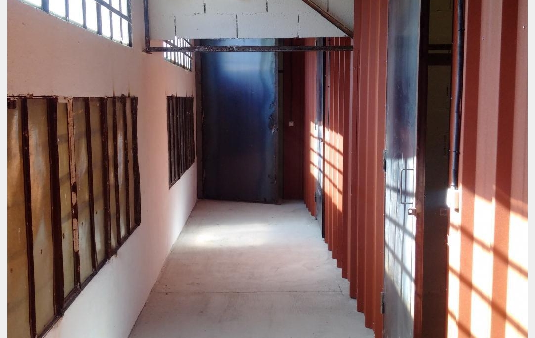 SISYPHE immobilier : Garage / Parking | MEYRARGUES (13650) | 24 m2 | 380 € 