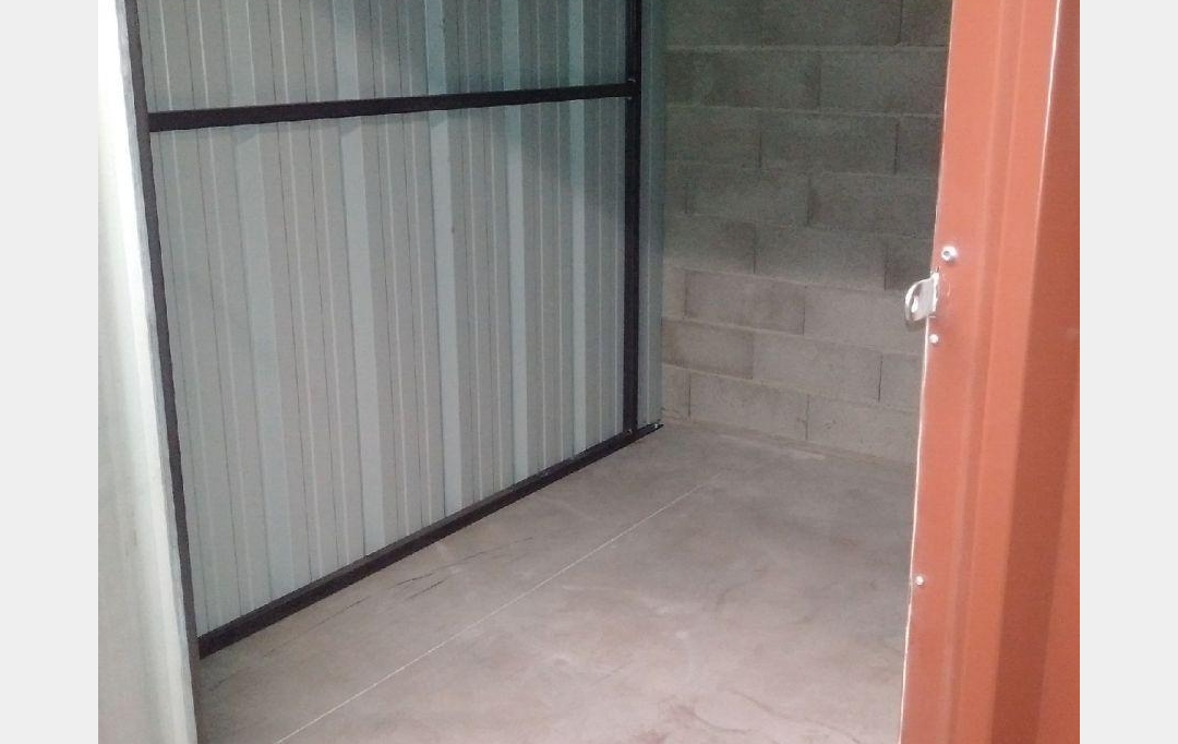 SISYPHE immobilier : Garage / Parking | LES PENNES-MIRABEAU (13170) | 5 m2 | 90 € 