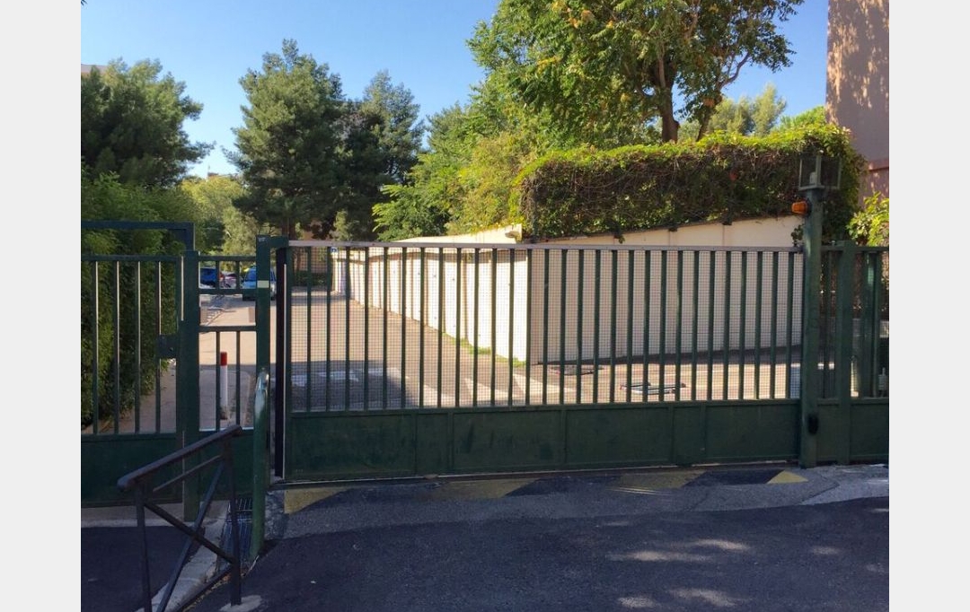 SISYPHE immobilier : Garage / Parking | MARSEILLE (13009) | 13 m2 | 71 000 &euro; 