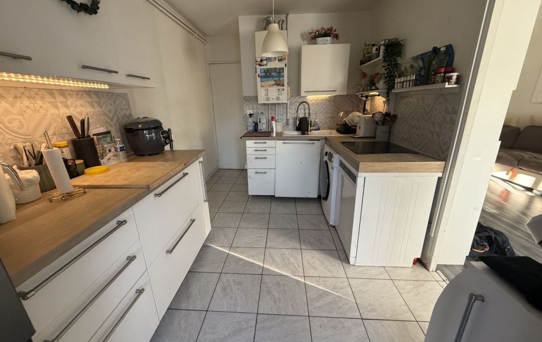 Annonces PAYS D AIX : Appartement | MARSEILLE (13014) | 82 m2 | 106 000 &euro; 