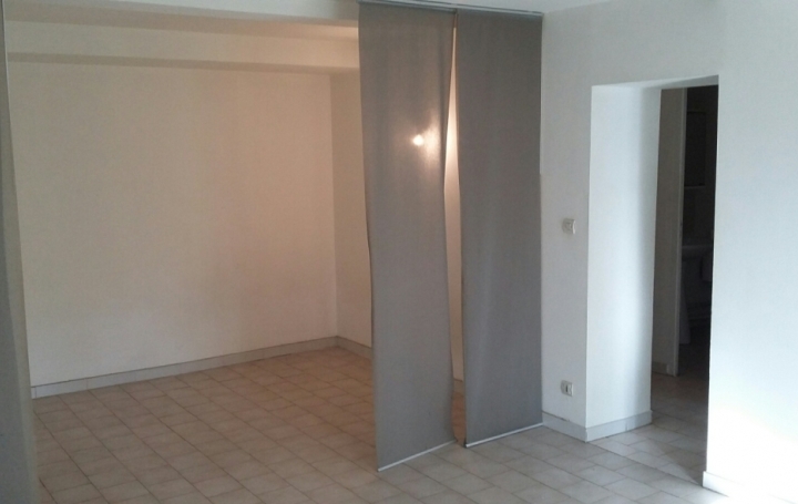  SISYPHE immobilier Appartement | PEYROLLES-EN-PROVENCE (13860) | 43 m2 | 520 € 